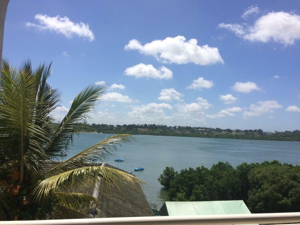 Tudor Water Sports Hotel Mombasa Esterno foto